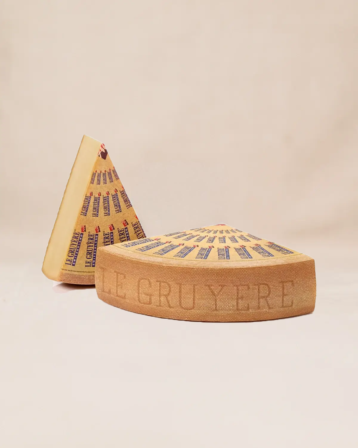 Gruyère AOP Reserve de Fribourg – ostefat med flak og hel ost